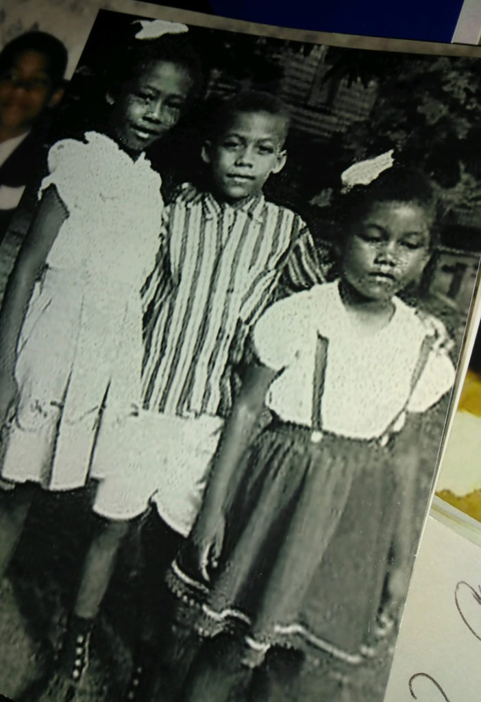 Photo of Dawn Gray and her siblings in 1960